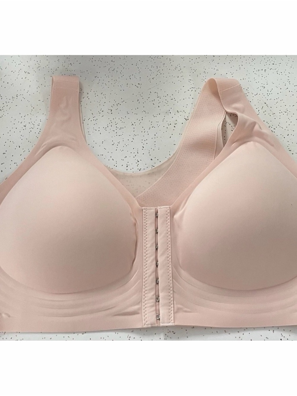 Luna Hug Front-Closure Wireless Bra Blush XL